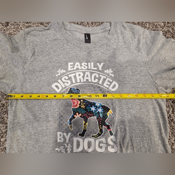 EASILY DISTRACTED BY DOGS T-Shirt Heather Gray Floral Dog Unisex EUC - Picture 7 of 16
